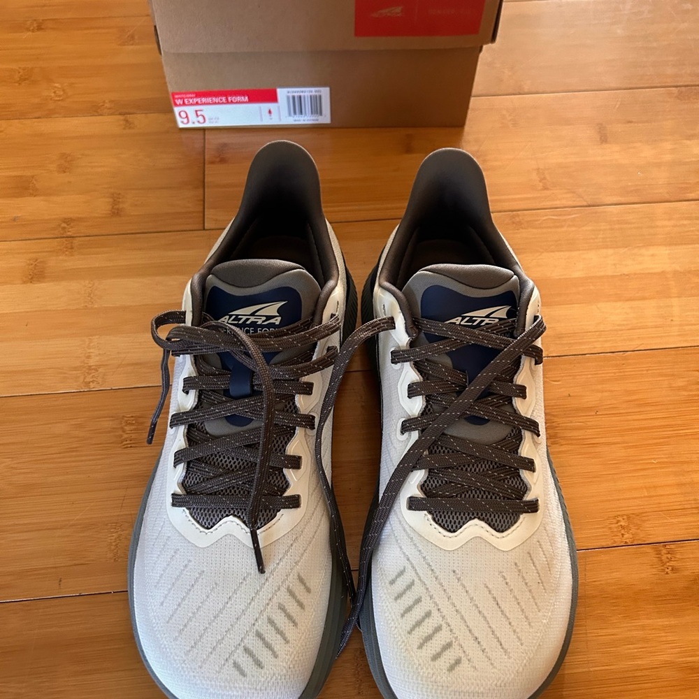 Altra Women’s Running Shoes - White/Gray